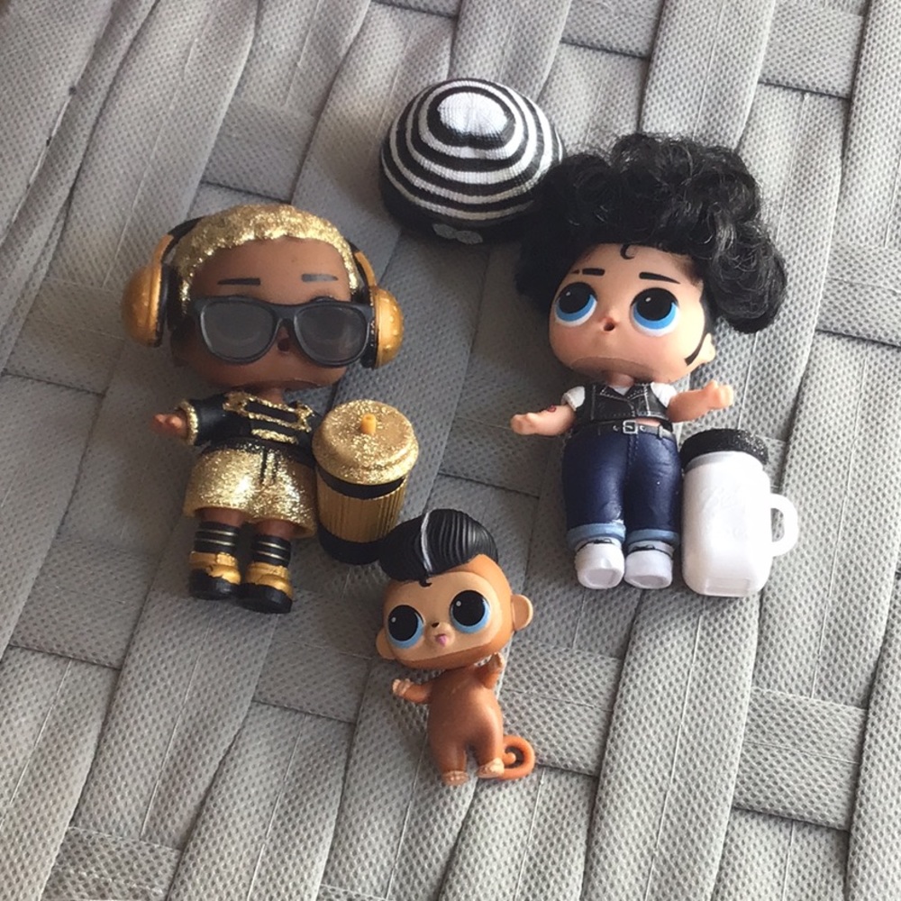 2 boy L.O.L dolls with L.O.L pet monkey